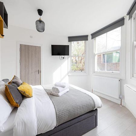 Lovely Private Room And Shower At Anson Hotel London Exterior photo